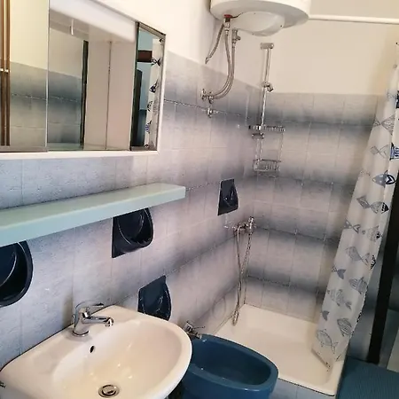 2381a Apartment